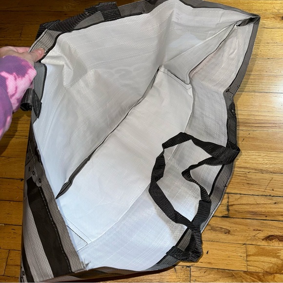 Ssstufff complexcon large tote NWOT - Picture 3 of 3